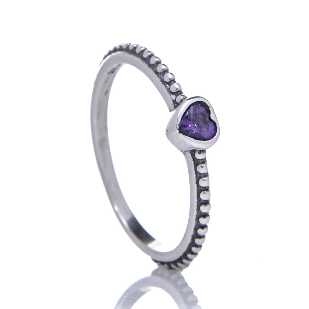 Anel de Coração com Zircônia Ametista