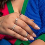 Anel de Prata Três Corações Cravejados