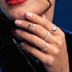 Anel de prata aberto 925 corações cravejados com zircônias - Imagem 2