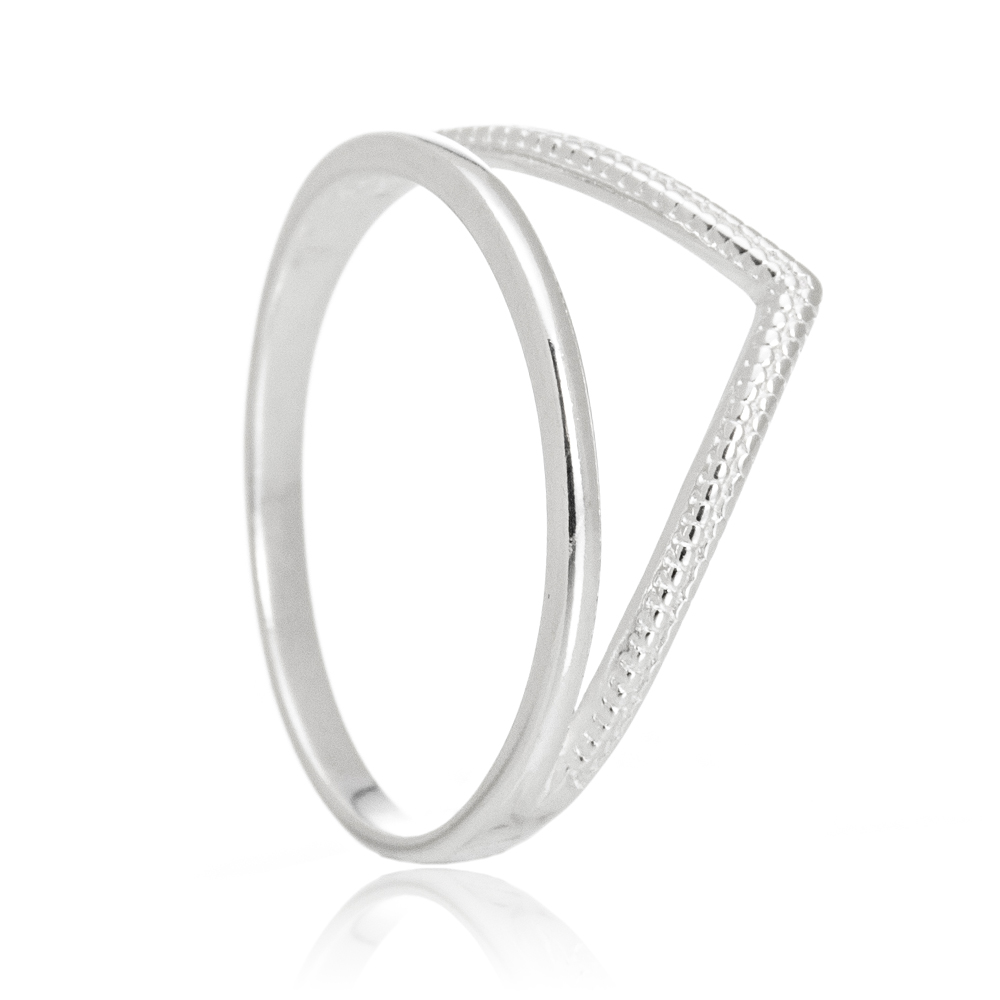 Anel de Prata Pontiagudo Diamantado