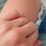 Anel de prata solitário pedra zircônia pequena - Imagem 5