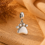 Berloque pingente patinha aço inox - Imagem 2