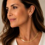 Brinco ponto de luz com pingente zircônia cor tanzanita banhado a ouro 18k - Imagem 2